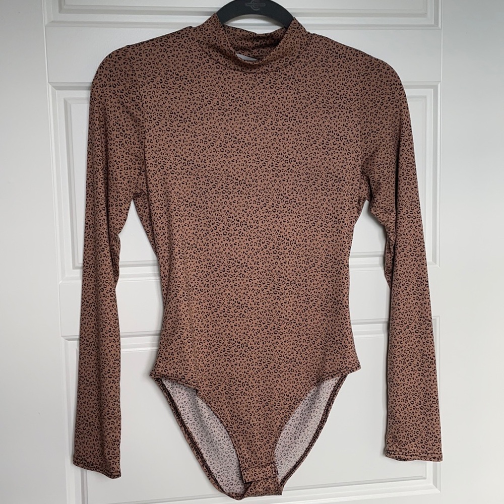 mock neck leopard bodysuit